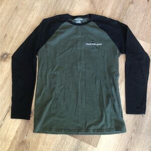 Calvin Klein Jeans Boys Olive Green & Black Long-Sleeve Raglan Tee